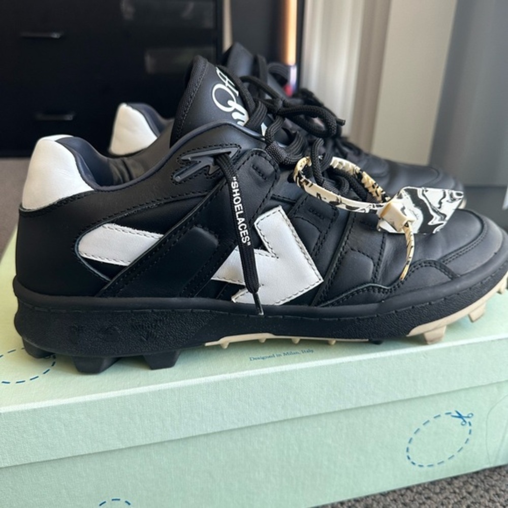 OFF-WHITE Black Leather Mountain Cleats size EU 46 (LIKE NEW)